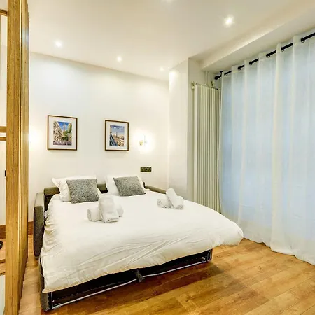 Modern And Renovated Next To Sacre-coeur * Paris